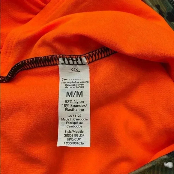 Camouflage Print One-Piece Swimsuit With Zip Detail, Medium ☀️ - Picture 3 of 8